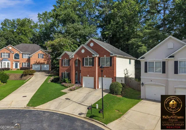 Photo 4 of Single family home for sale at 256 Ennisbrook Dr Se, Smyrna, GA 30082 | MLS# 10823530 | Listing updated on 2026-08-31