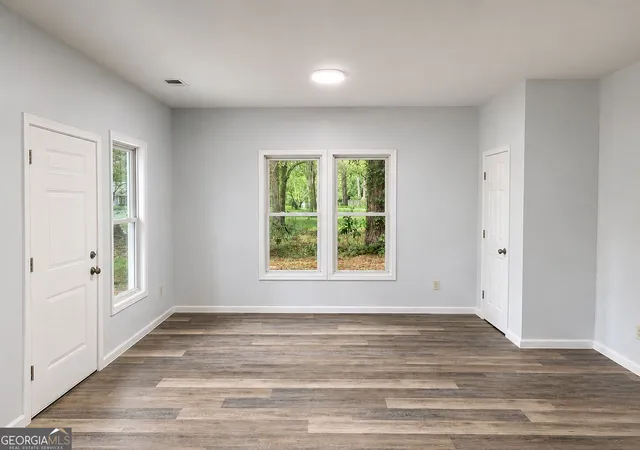Photo 4 of Single family home for sale at 23 Wilson St, Nahunta, GA 31553 | MLS# 10836010 | Listing updated on 2026-09-13