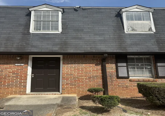 Photo 1 of Townhouse for sale at 113 Plantation Cir, Clarkston, GA 30021 | MLS# 10827795 | Listing updated on 2026-10-01
