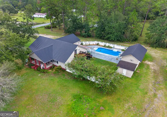 Photo 3 of Single family home for sale at 13182 Hwy 121, Hoboken, GA 31542 | MLS# 10836008 | Listing updated on 2026-09-13