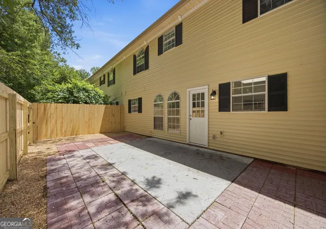 Photo 2 of Sale Pending at 401 Live Oak Ln #65, Dalton, GA 30721 | MLS# 10792887 | Listing updated on 2026-09-17