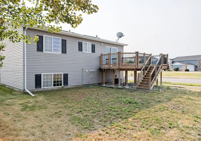 4th image of 1866 12Th St E, West Fargo, ND 58078 | MLS# 7120766