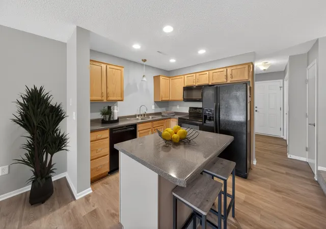 Photo 4 of Sale Pending at 3046 River Fls Rd NW, Rochester, MN 55901 | MLS# 7124244 | Listing updated on 2026-08-30