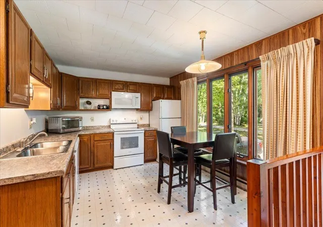 5th image of 20535 Ward Ave, Brainerd, MN 56401 | MLS# 7124257