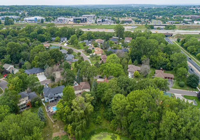 41st image of 14613 Carriage Ln, Burnsville, MN 55306 | MLS# 7127469