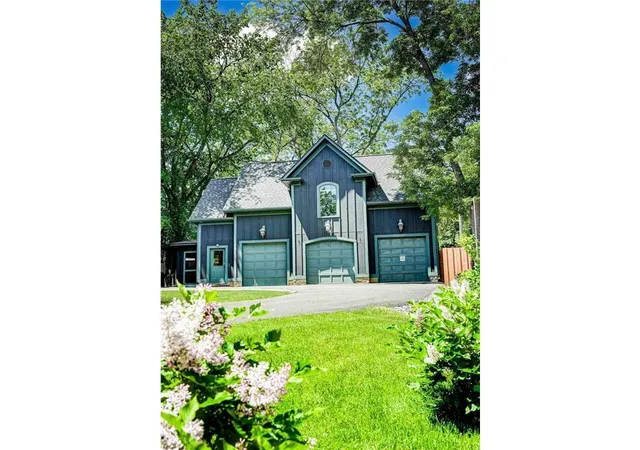 5th image of 418 Holcombe St S, Stillwater, MN 55082 | MLS# 7127669