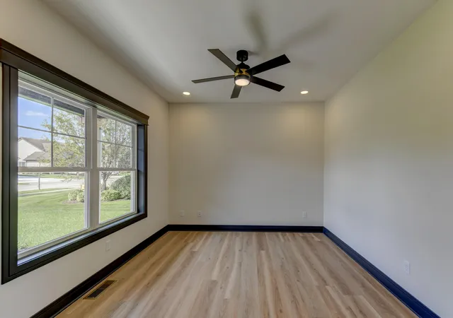5th image of 8384 Willowhaven Dr, St. John, IN 46373 | MLS# 833829