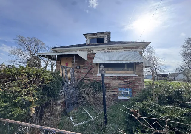 Photo 1 of Sale Pending at 4833 Mccook Ave, East Chicago, IN 46312 | MLS# 837001 | Listing updated on 2026-08-26