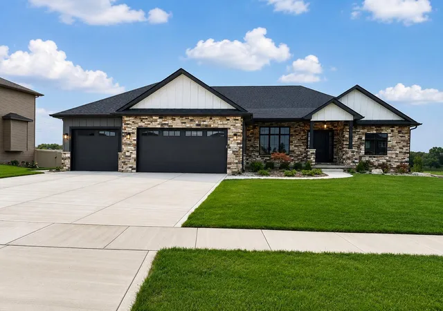 1st image of 10148 Spring Lake Rd, Saint John, IN 46373 | MLS# 839846