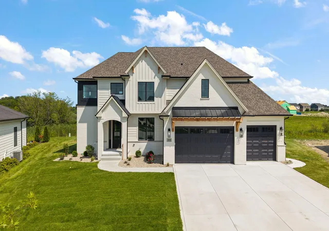 2nd image of 10059 Lilac Cvs, St. John, IN 46373 | MLS# 841287
