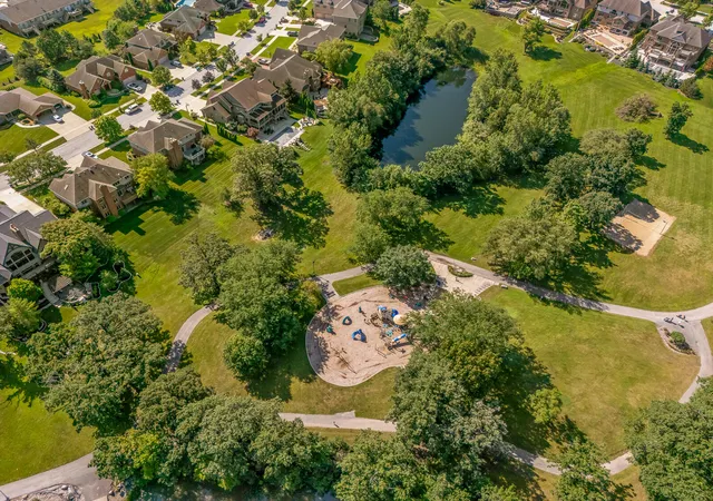 38th image of 9855 Oakwood Ct, Saint John, IN 46373 | MLS# 843457