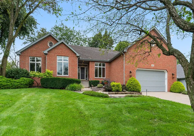 1st image of 1805 Cheyenne Cir, Valparaiso, IN 46383 | MLS# 843916