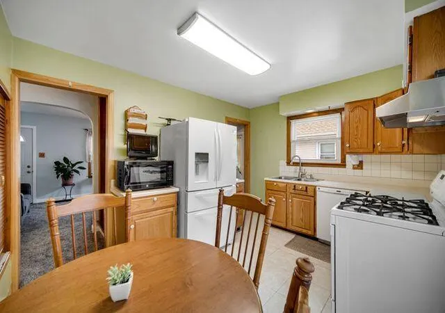 5th image of 918 177Th St, Hammond, IN 46324 | MLS# 843651