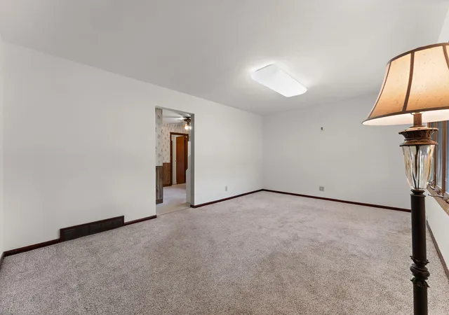 Photo 3 of Sale Pending at 7525 Maryland Ave, Hammond, IN 46323 | MLS# 843561 | Listing updated on 2026-08-29
