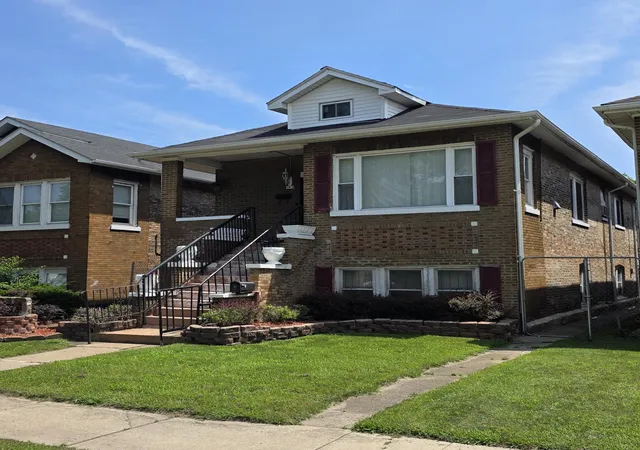 2nd image of 1313 Delaware St, Gary, IN 46407 | MLS# 843844