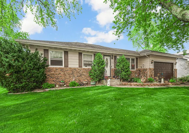 2nd image of 5818 Springfield Ave, Portage, IN 46368 | MLS# 843698