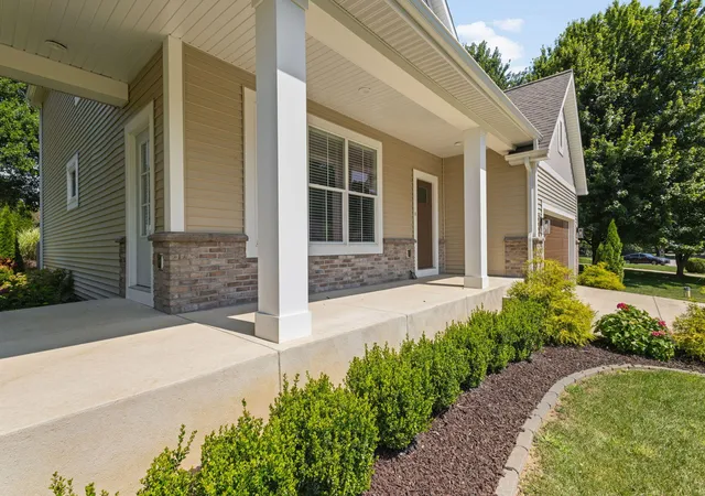 2nd image of 55751 Wood Duck Ct, New Carlisle, IN 46552 | MLS# 843756