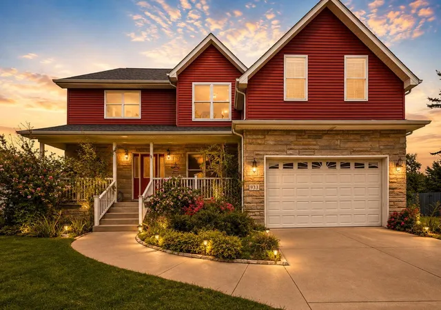 1st image of 933 River Dr, Munster, IN 46321 | MLS# 843668