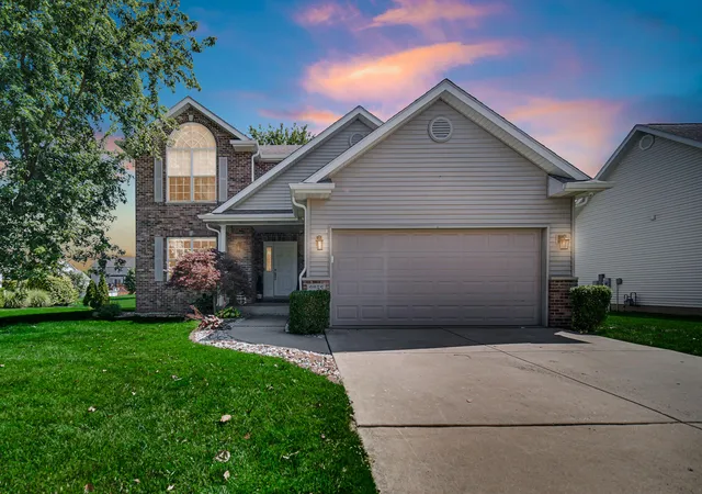 39th image of 2253 Blarney Stone Dr, Valparaiso, IN 46385 | MLS# 843507