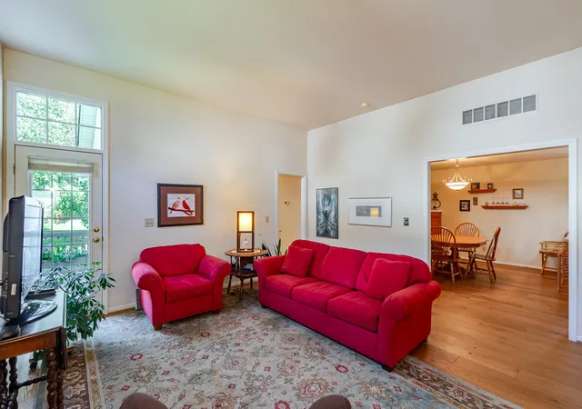 5th image of 206 Fieldstone Dr, Porter, IN 46304 | MLS# 843489