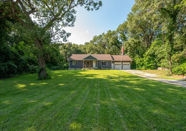 3rd image of 415 Woodlawn Ave, Michigan City, IN 46360 | MLS# 843472