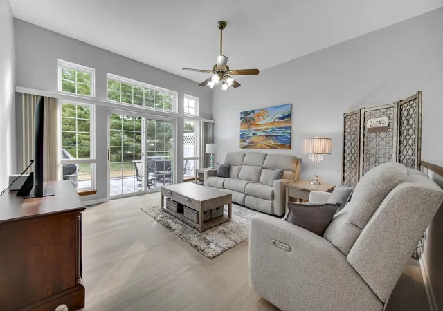 Photo 3 of Condo for sale at 2902 Lake Pointe Dr, Valparaiso, IN 46383 | MLS# 843526 | Listing updated on 2026-09-01
