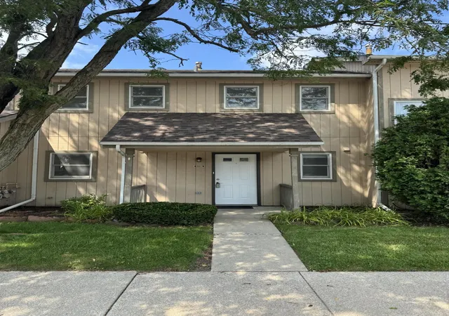 1st image of 6096 Maryland St, Merrillville, IN 46410 | MLS# 843611