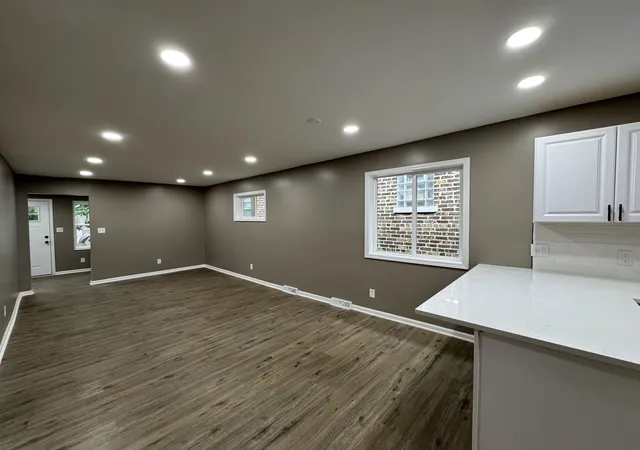 5th image of 1724 Lake Ave, Whiting, IN 46394 | MLS# 844019