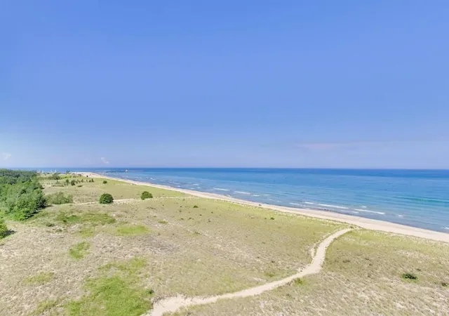 24th image of 100 Lake Shore Dr #801, Michigan City, IN 46360 | MLS# 843519