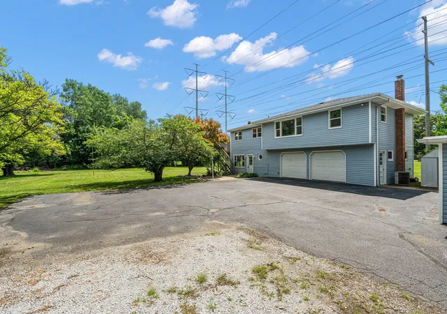 3rd image of 8435 Johnston St, Highland, IN 46322 | MLS# 843436