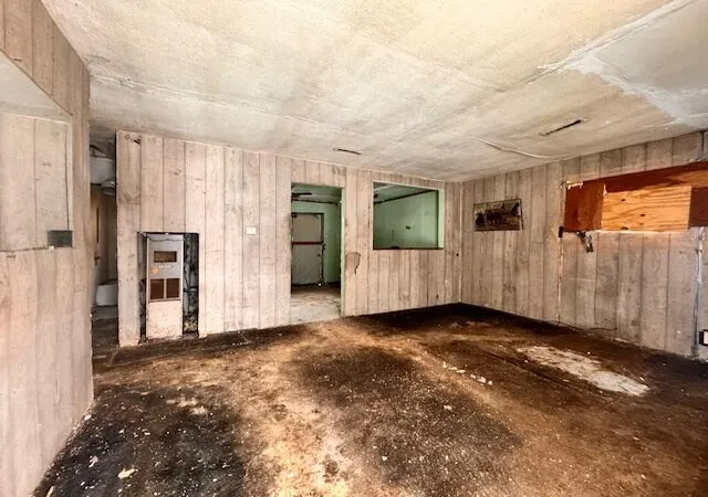 11th image of 2301 E 20th Ave, Gary, IN 46407 | MLS# 843469