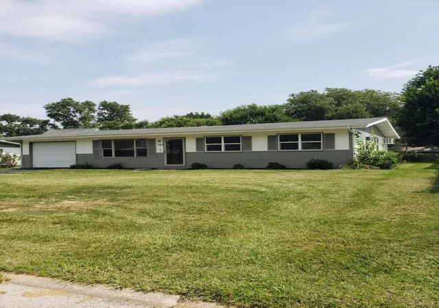 Photo 1 of Single family home for sale at 767 Heritage Rd, Valparaiso, IN 46385 | MLS# 843575 | Listing updated on 2026-08-10
