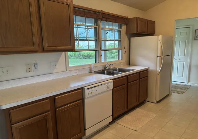 5th image of 943 N Fail Rd, La Porte, IN 46350 | MLS# 843492