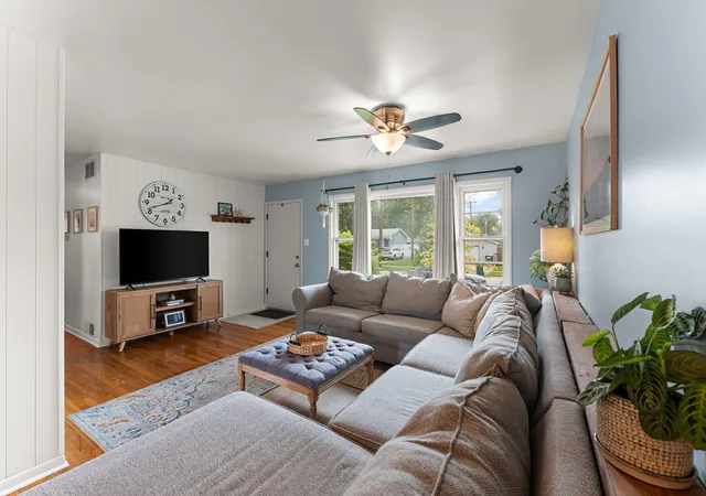 5th image of 8711 Manor Ave, Munster, IN 46321 | MLS# 843503