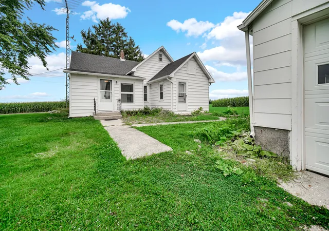 2nd image of 2614 S 465 E, Winamac, IN 46996 | MLS# 843616