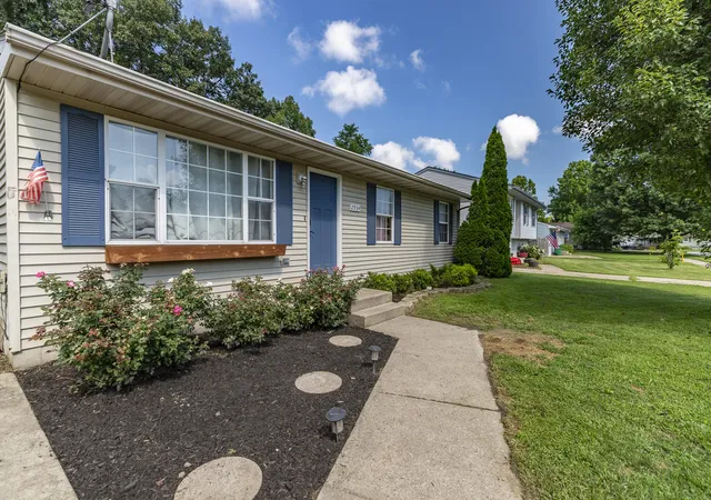 3rd image of 2934 Wells St, Lake Station, IN 46405 | MLS# 843520