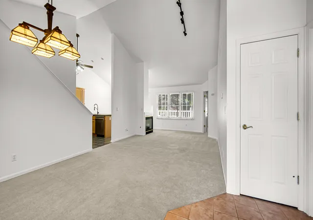 2nd image of 1911 Windfield Dr, Munster, IN 46321 | MLS# 843683