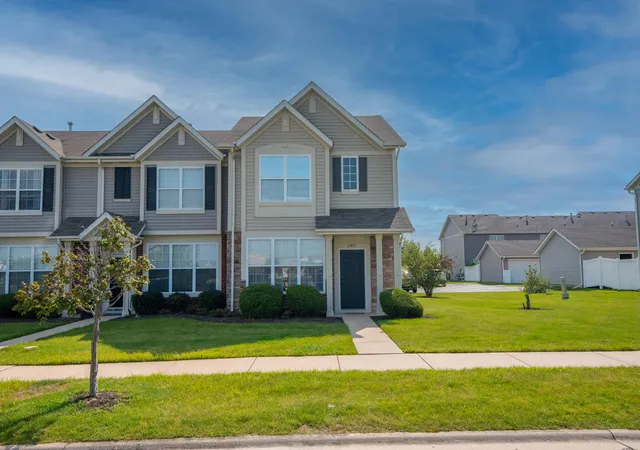 3rd image of 11471 Vermont Pl, Crown Point, IN 46307 | MLS# 843721