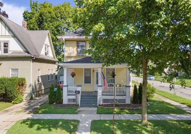 42nd image of 201 Maple Ave, La Porte, IN 46350 | MLS# 843619