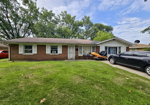 2nd image of 4457 E 6th Ave, Gary, IN 46403 | MLS# 843825