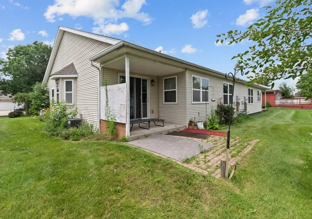 2nd image of 8661 Van Buren St, Merrillville, IN 46410 | MLS# 843542