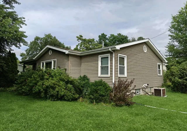 2nd image of 2805 N County Line Rd, Portage, IN 46368 | MLS# 843546