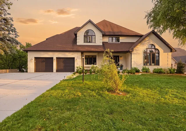 1st image of 452 Scarborough Rd, Valparaiso, IN 46385 | MLS# 843597