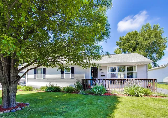 2nd image of 505 Randle St, Valparaiso, IN 46383 | MLS# 843582