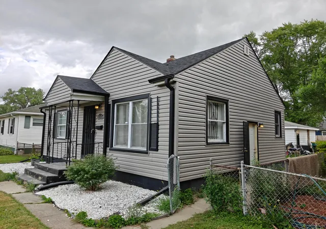 2nd image of 5019 Adams St, Gary, IN 46408 | MLS# 843562