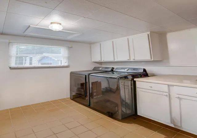 35th image of 24215 Euclid Ave, Schneider, IN 46376 | MLS# 843623