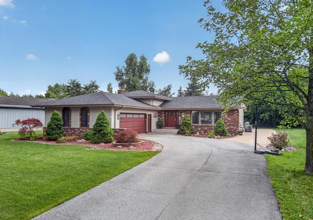 1st image of 10000 Redbud Rd, Munster, IN 46321 | MLS# 843749