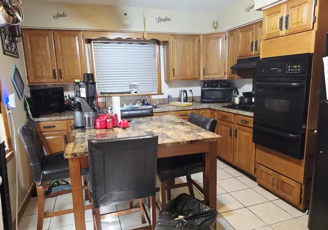 Photo 3 of Single family home for sale at 5273 Connecticut St, Merrillville, IN 46410 | MLS# 843877 | Listing updated on 2026-08-15