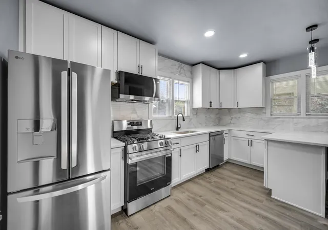 Photo 3 of Single family home for sale at 607 W Ripley St, Michigan City, IN 46360 | MLS# 843630 | Listing updated on 2026-08-12