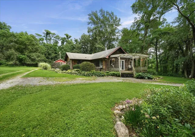 image of 23 E 600 N, Valparaiso, IN 46383 | MLS# 843634